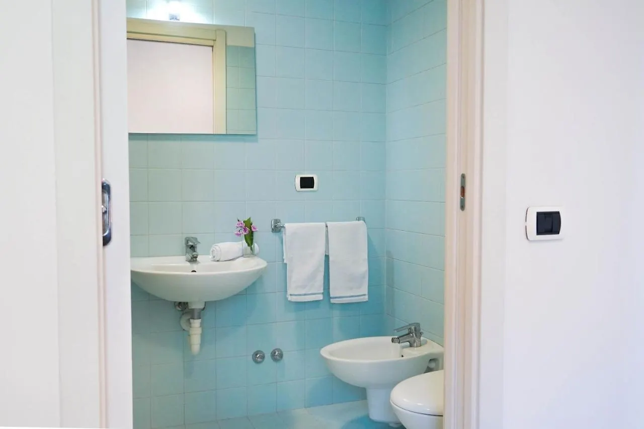 Ciaomi - Hostel & Long Stay - Milano Niguarda & Bicocca 0*, מילאנו