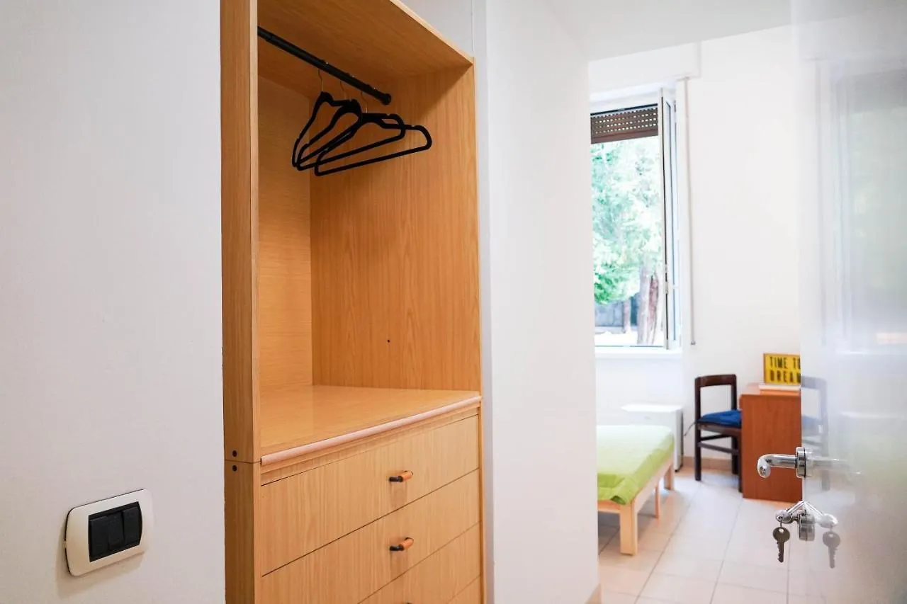 Ciaomi - Hostel & Long Stay - Milano Niguarda & Bicocca Pensión